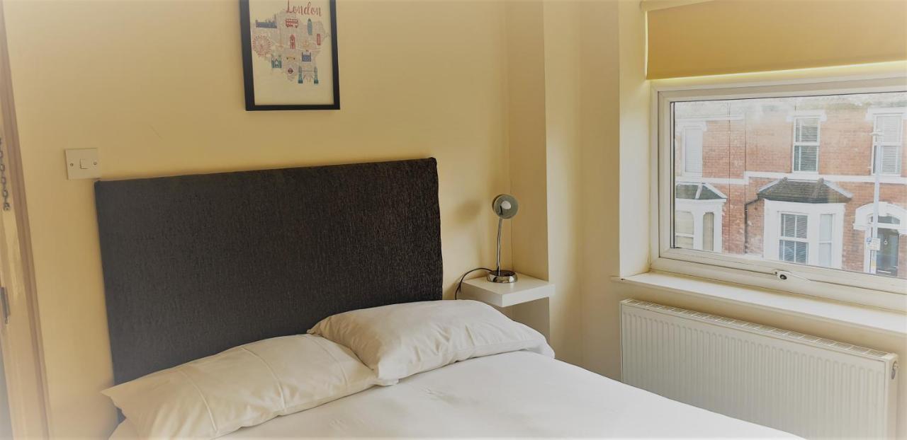 Swindon Old Town Duplex - Entercloud9Sa Apartment Bagian luar foto