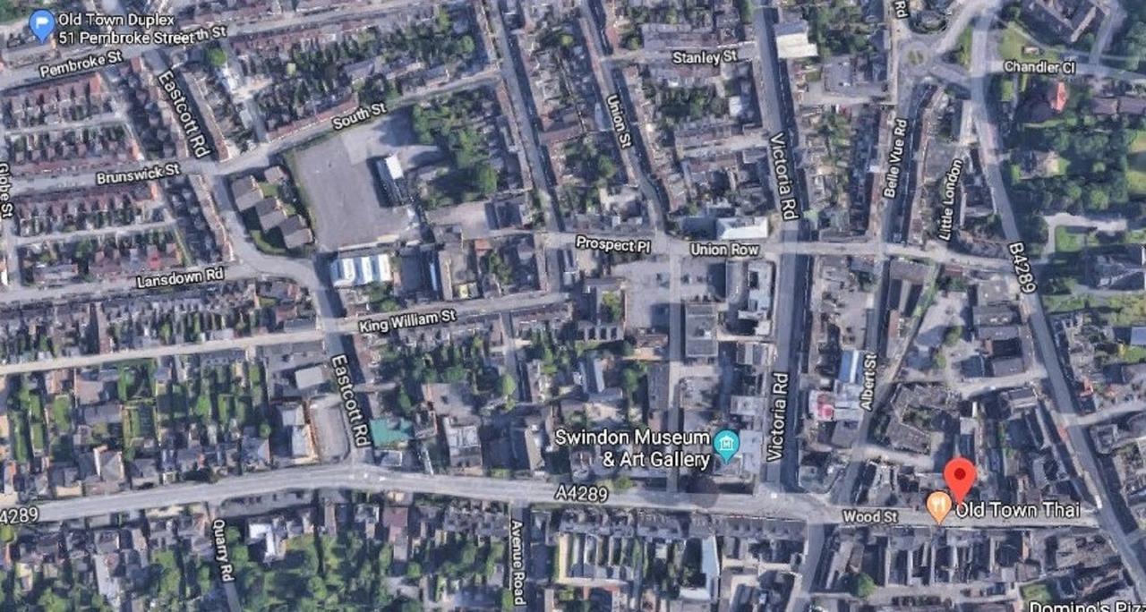 Swindon Old Town Duplex - Entercloud9Sa Apartment Bagian luar foto