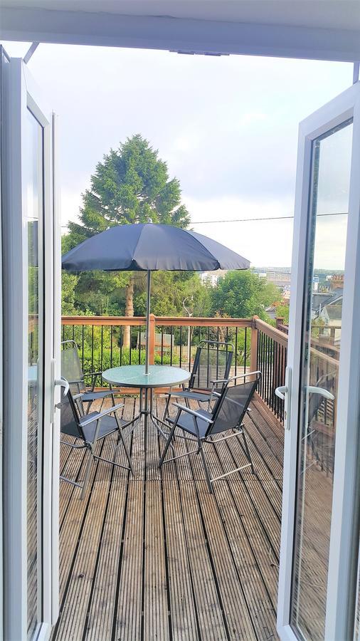 Swindon Old Town Duplex - Entercloud9Sa Apartment Bagian luar foto