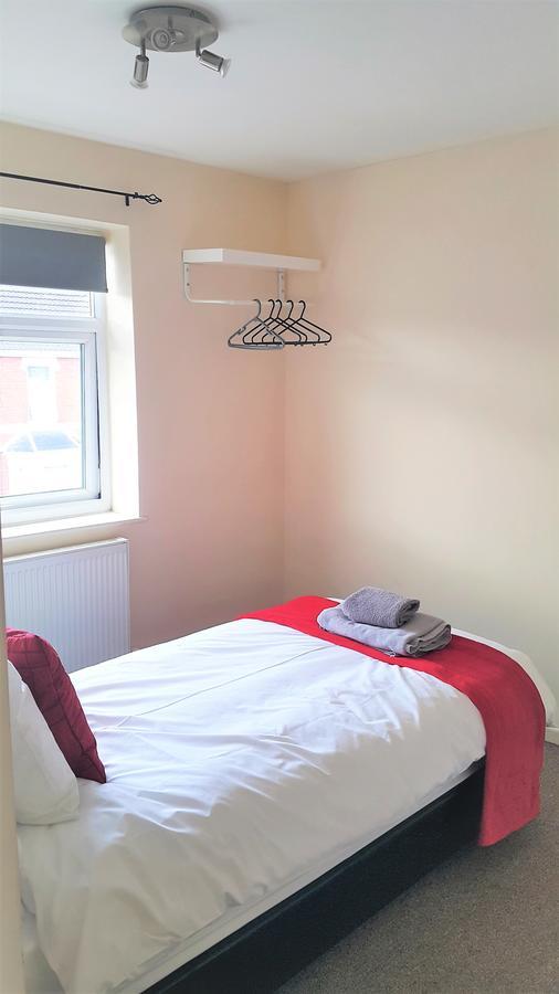Swindon Old Town Duplex - Entercloud9Sa Apartment Bagian luar foto